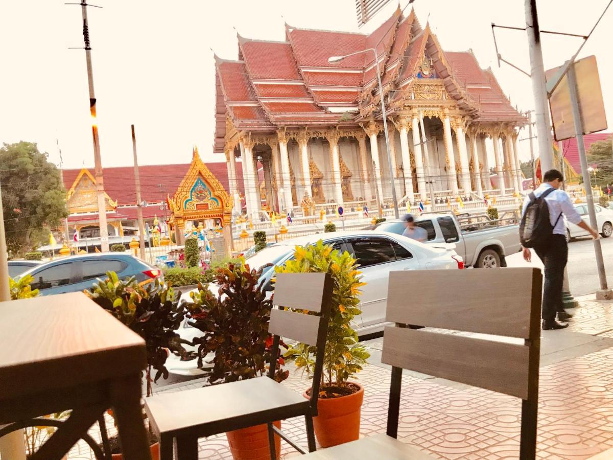 Dragon XIV Hostel Bangkok Kültér fotó