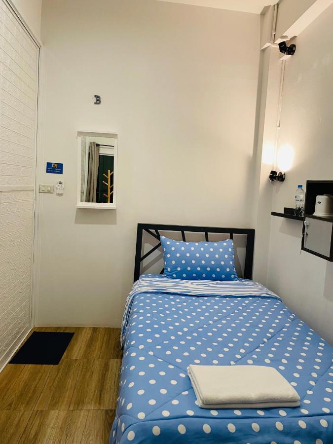 Dragon XIV Hostel Bangkok Kültér fotó