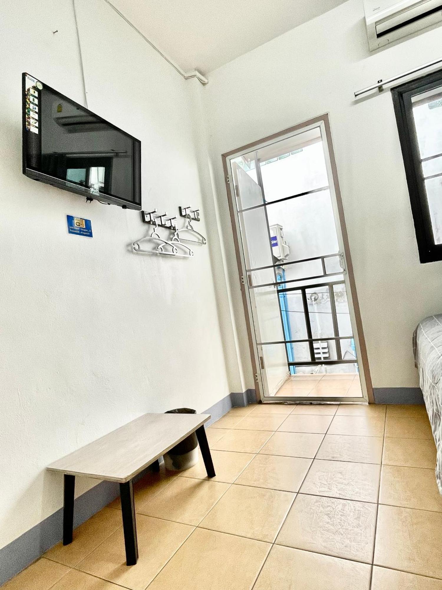 Dragon XIV Hostel Bangkok Kültér fotó
