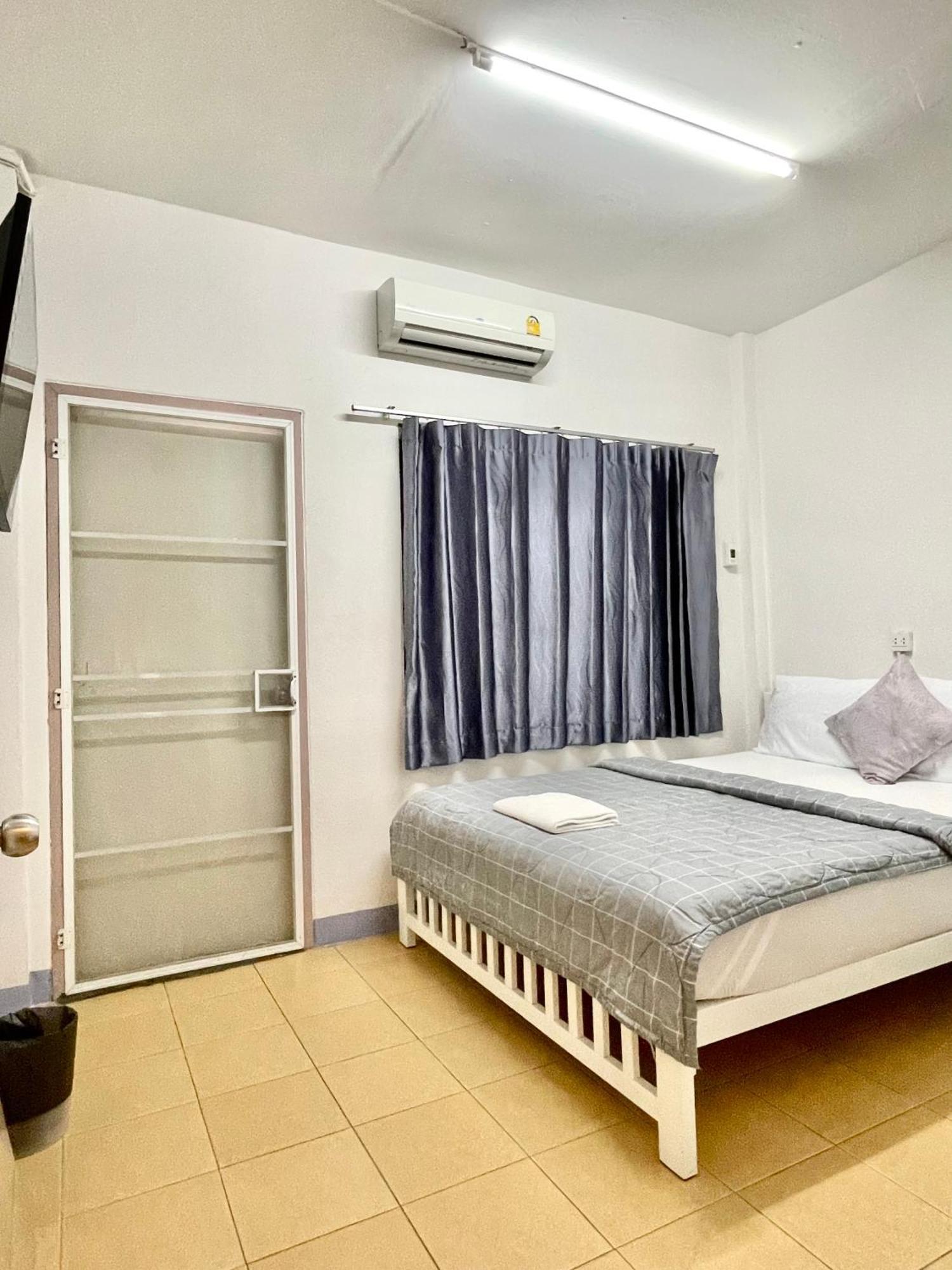 Dragon XIV Hostel Bangkok Kültér fotó