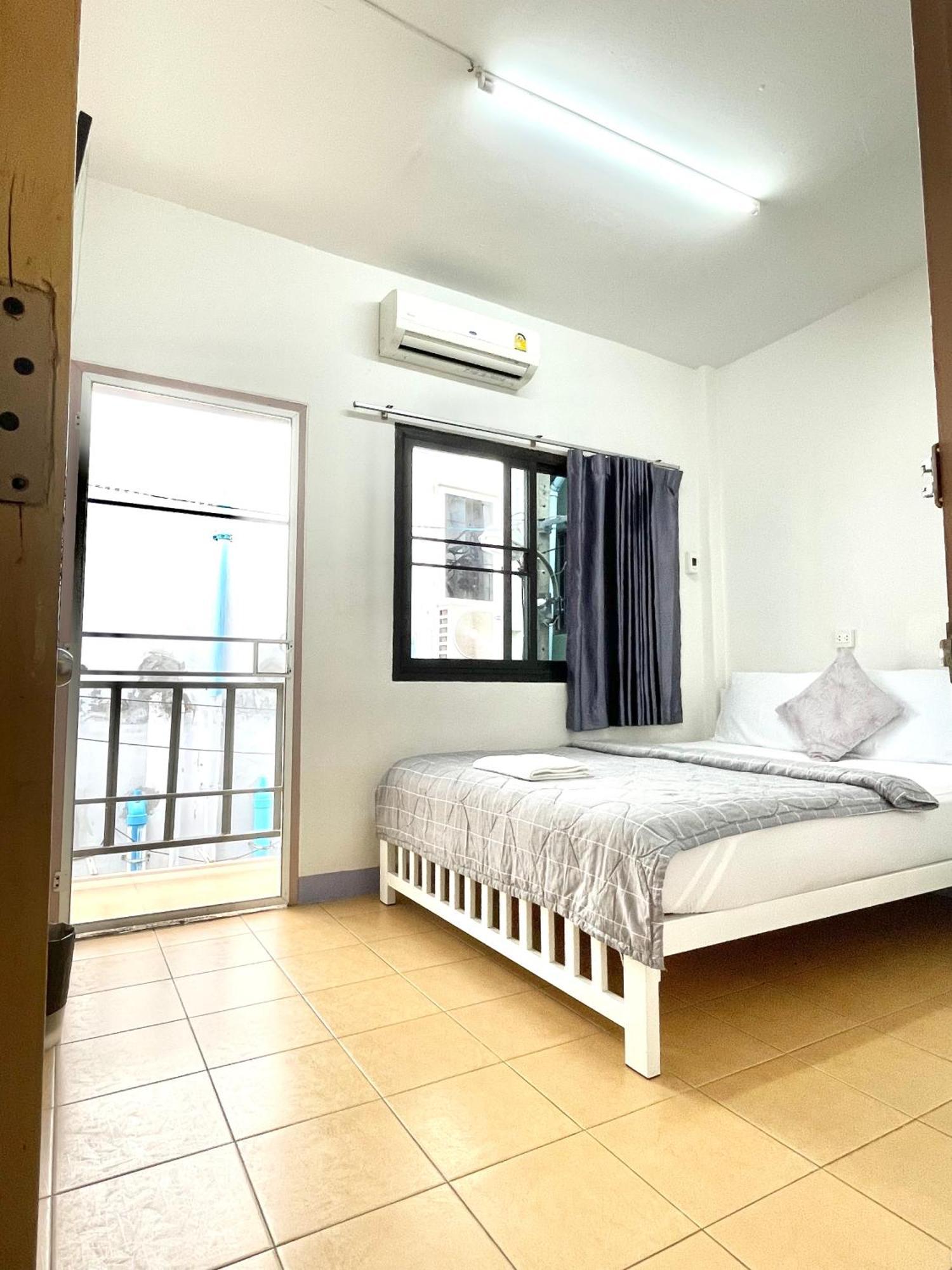 Dragon XIV Hostel Bangkok Kültér fotó